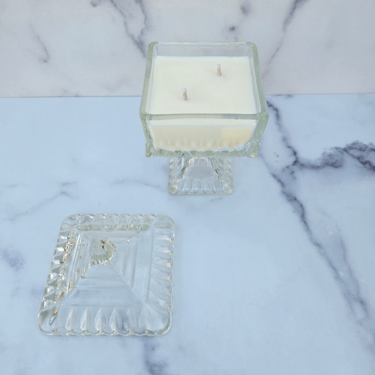 Jeannette Crystal Small Wedding Box 1950s
