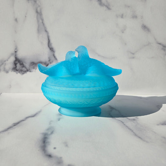 Westmoreland Light Blue Mist Lovebirds Dish 1980s