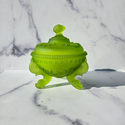 Westmoreland Green Mist Argonaut Shell Candy Dish 1980s