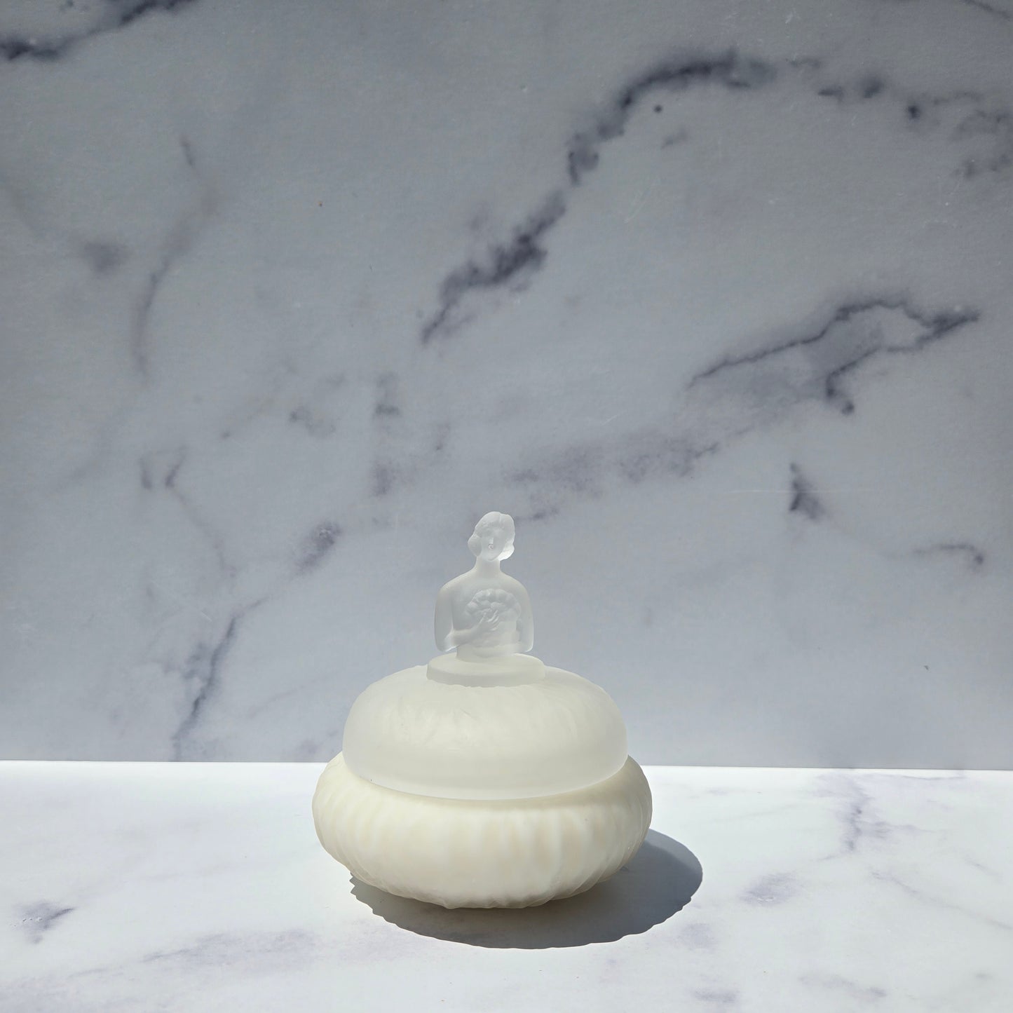 L.E. Smith Satin Lillian Powder Jar 1930s