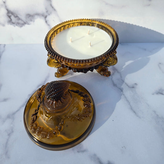 Westmoreland Brown Argonaut Shell Dish 1980s